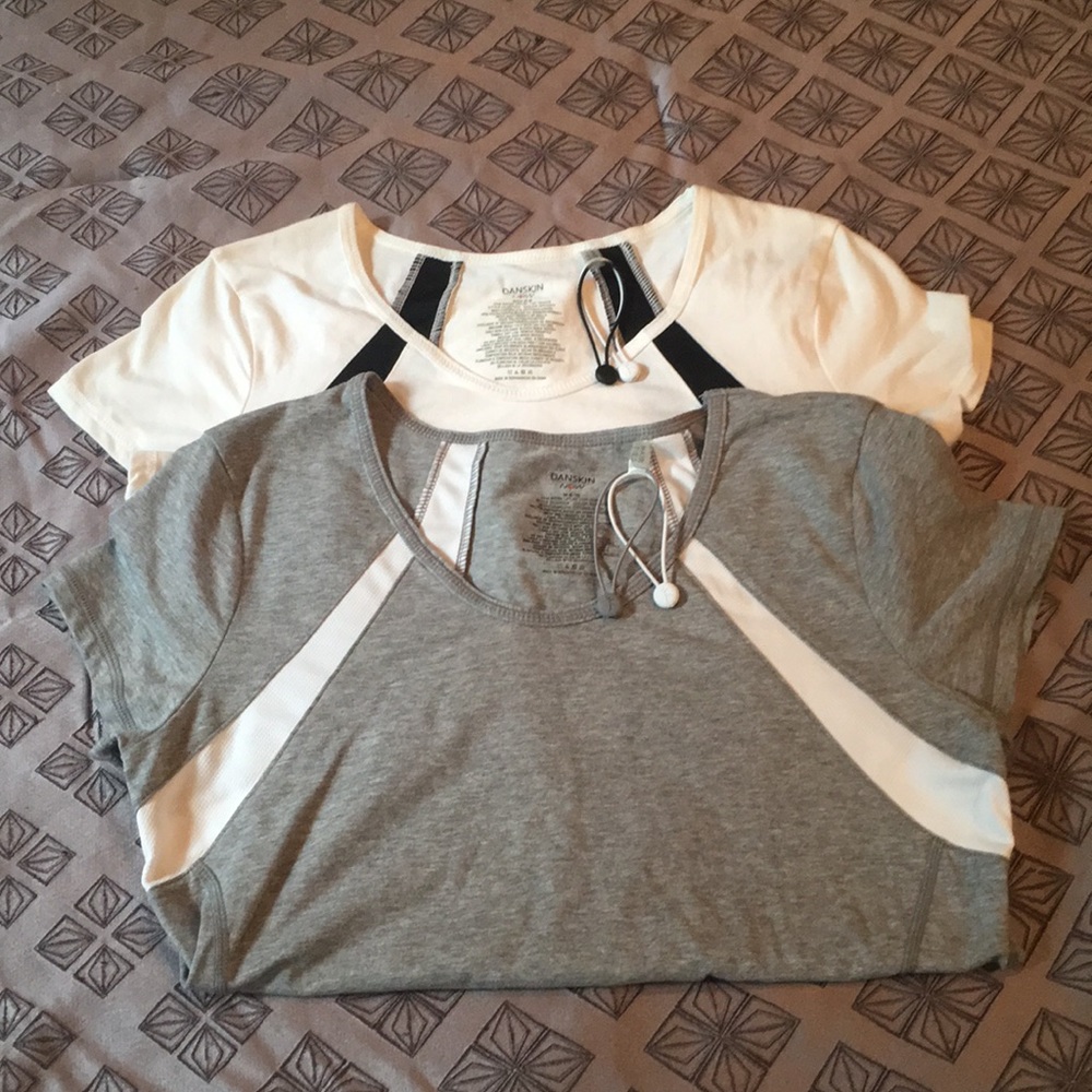 2 Danskin workout tops